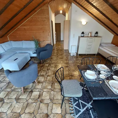 公寓 Charmantes Rueckzugsort